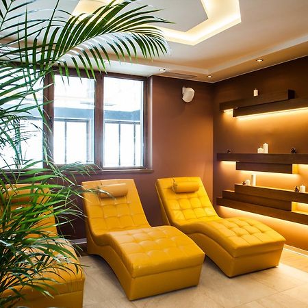 Amira Boutique Hotel バンスコ エクステリア 写真 A relaxation room at a spa