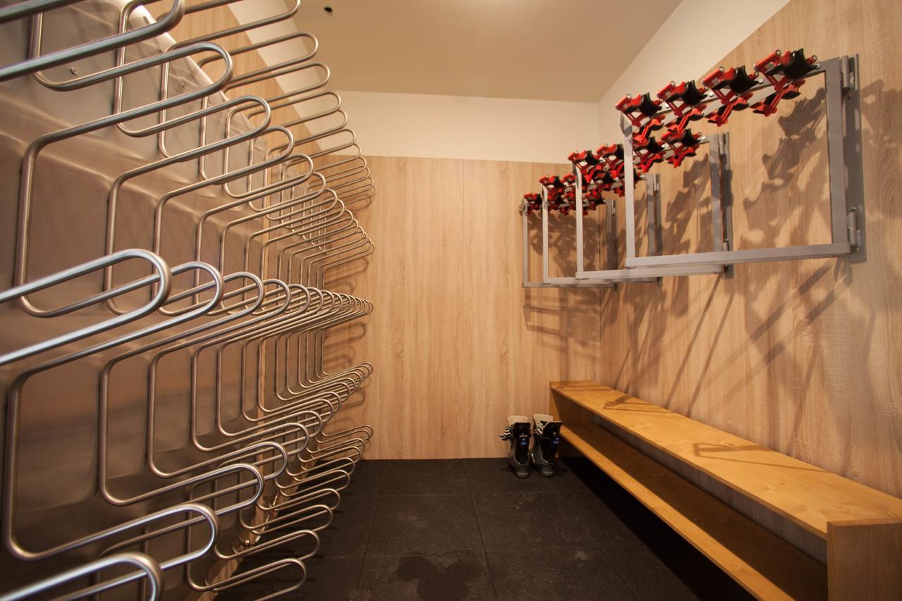 Amira Boutique Hotel バンスコ エクステリア 写真 The locker room at the Olympic Stadium in Munich