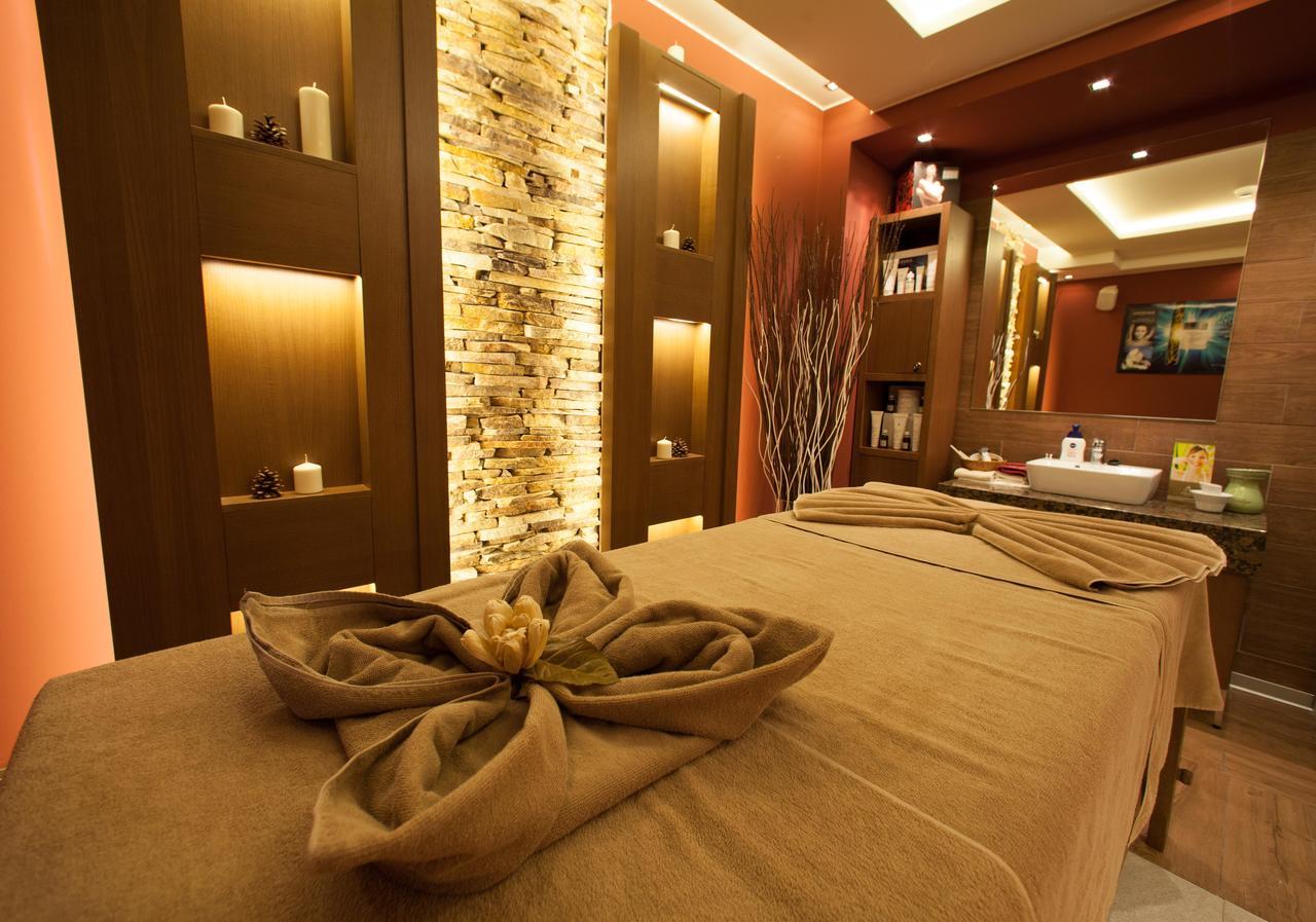 Amira Boutique Hotel バンスコ エクステリア 写真 A massage bed